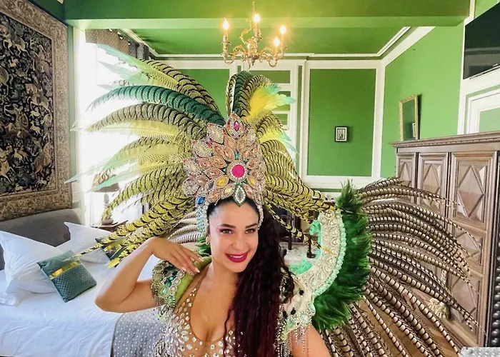 & Events Du Chateau Lacaze * Aiguillon